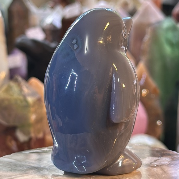Agate Crystal Penguin Carving! - Picture 5 of 11